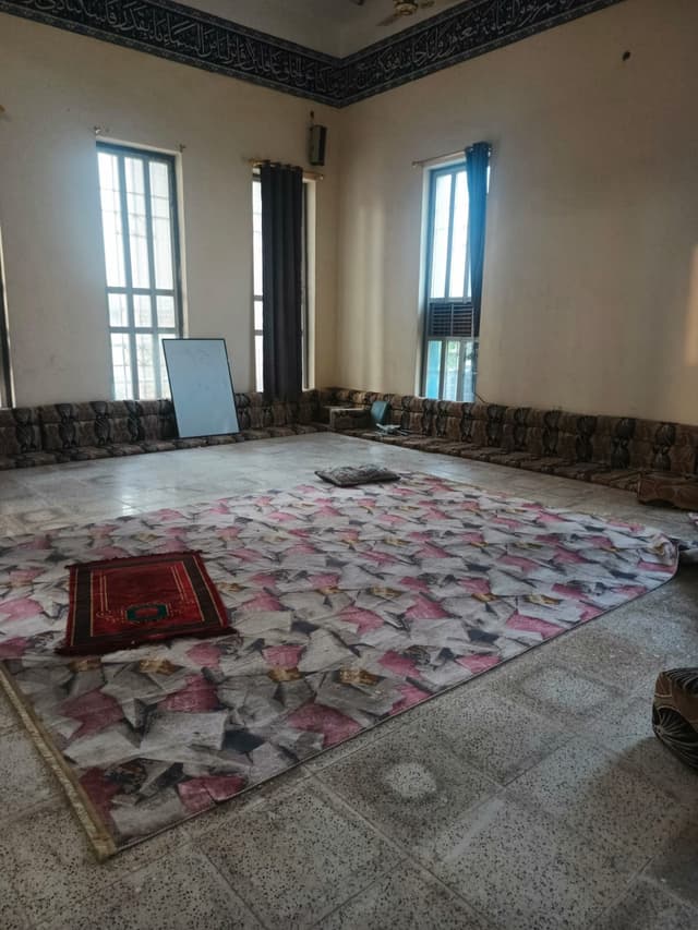حسينية أهالي القدس السكني-  نجف - حي القدس