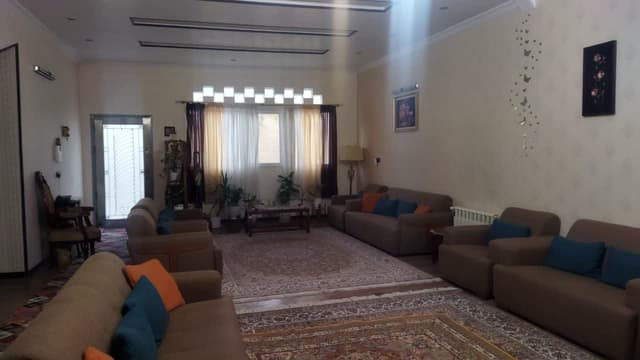 منزل آقای حبیب زاده کرمان- خیابان ابوحامد